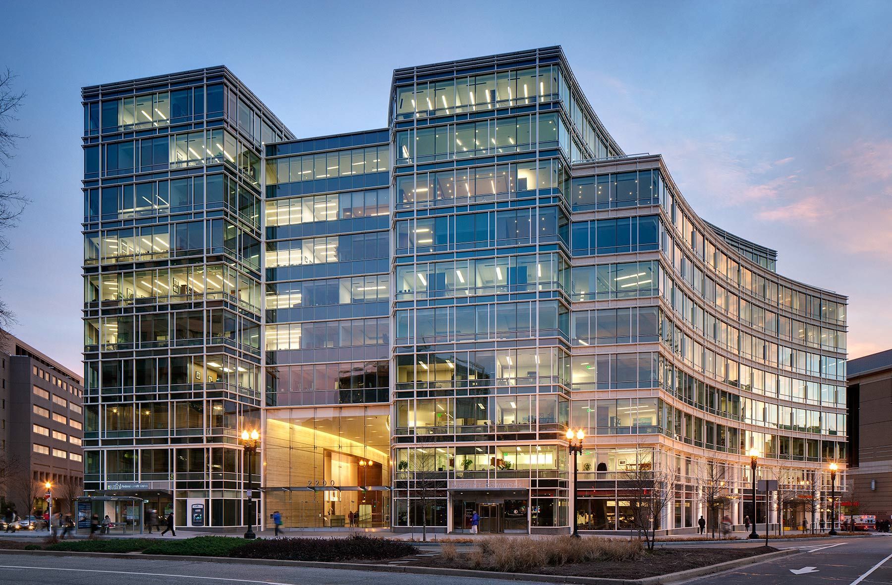 2200 Pennsylvania Avenue