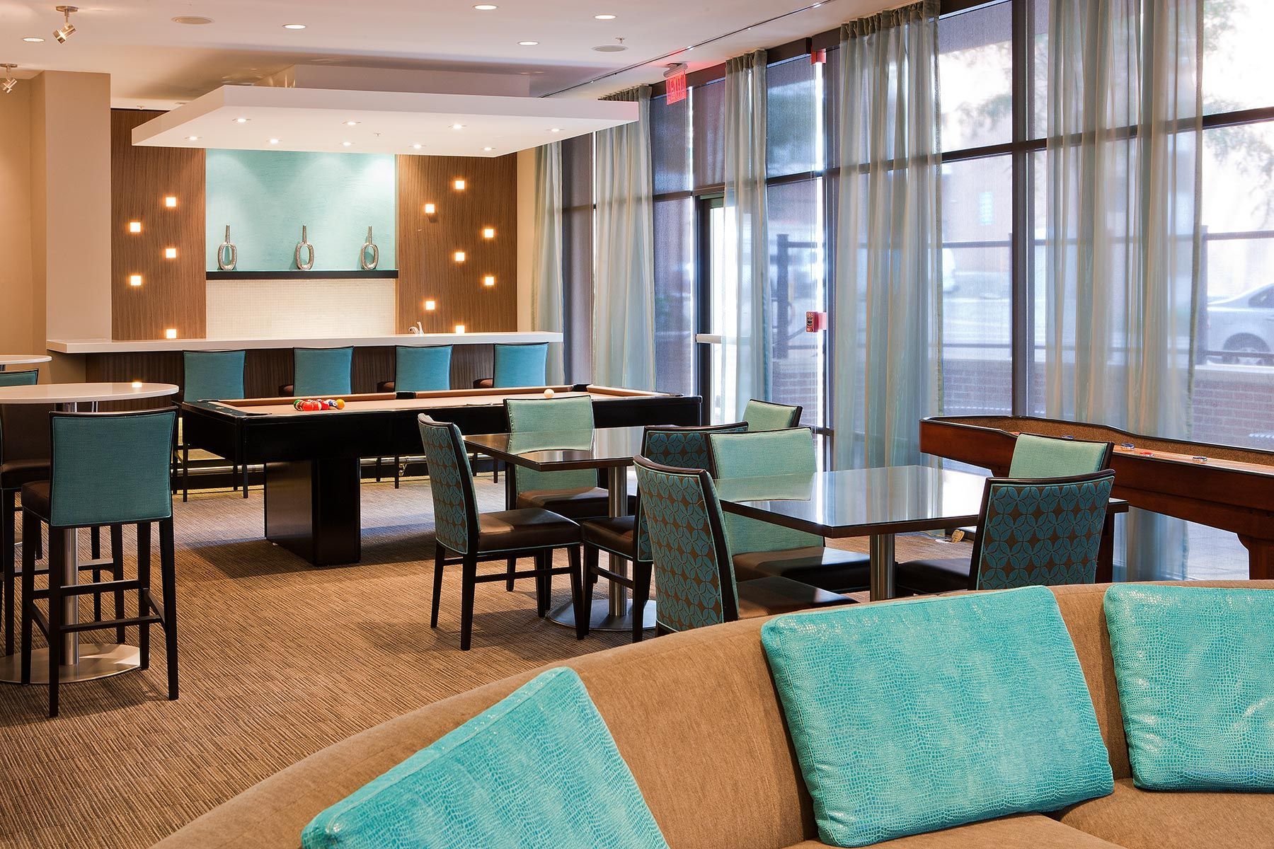 Portico / Washington, DC