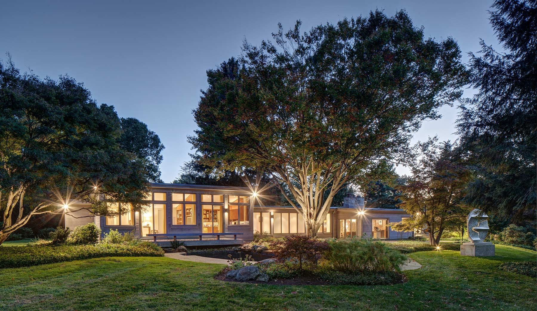 Beautiful redesign of the original structure built in 1960.Client / Architect: Ziger / Snead Gerstung Residence