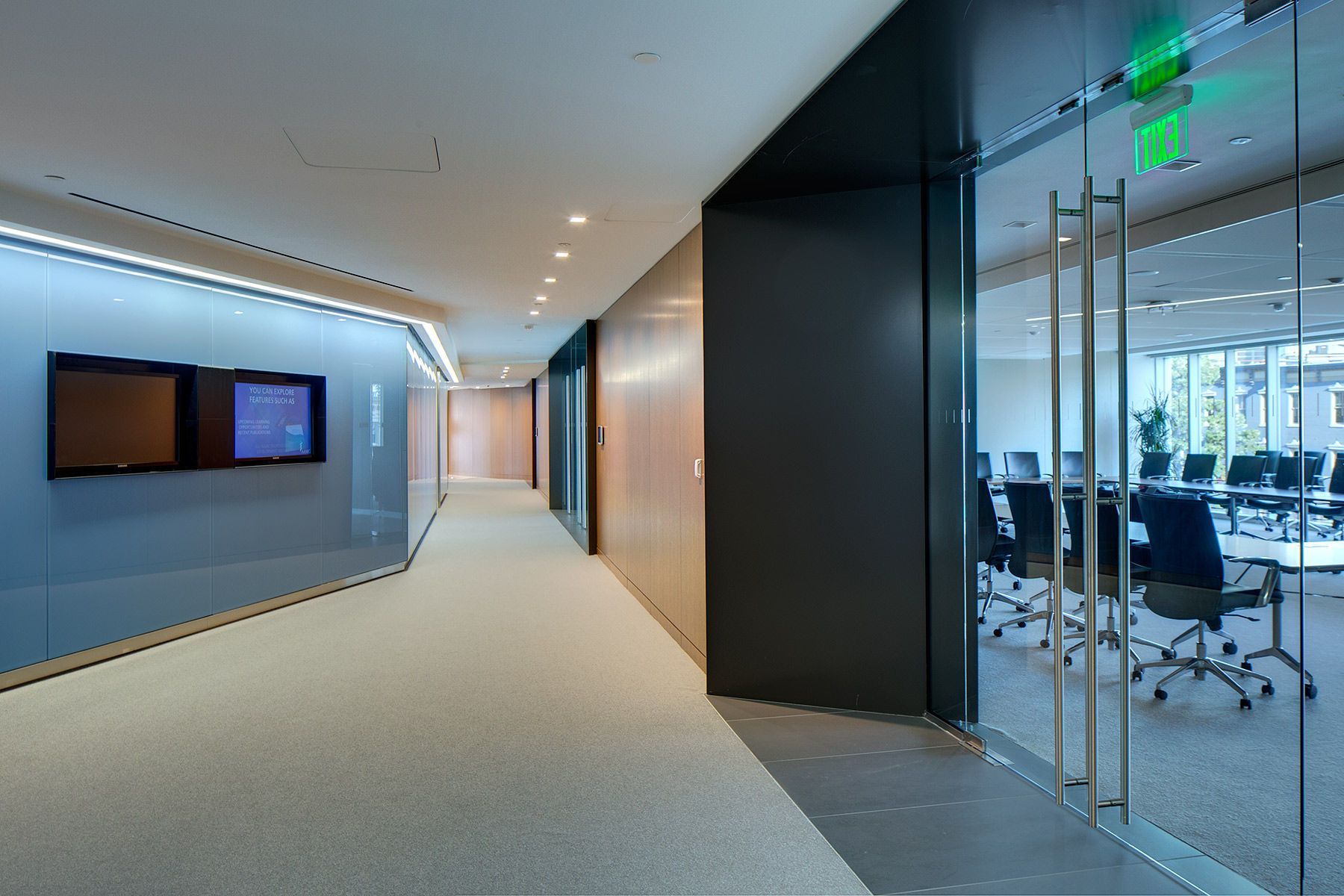 AAMC headquarters in Washinton, DC. Documented both interior and exterior views.Client: Clark ConstructionInterior Architecture: Studios ArchitectureArchitect: Shalom Baranes American Association of Medical Colleges / Headquarters