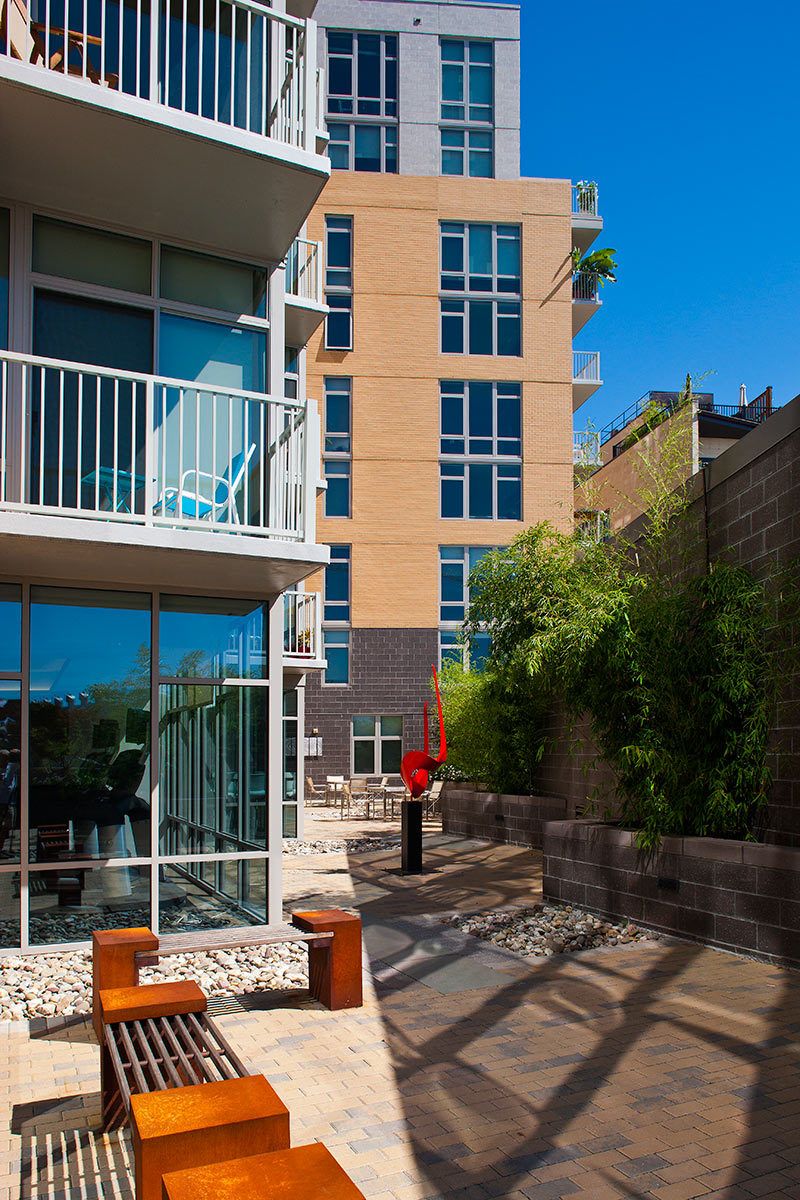 View 14 Apartments / Washington, DC