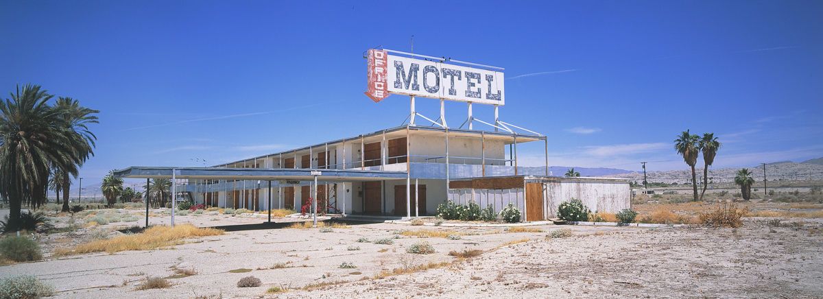 1motel_desert_beach_g__1_copy.jpg