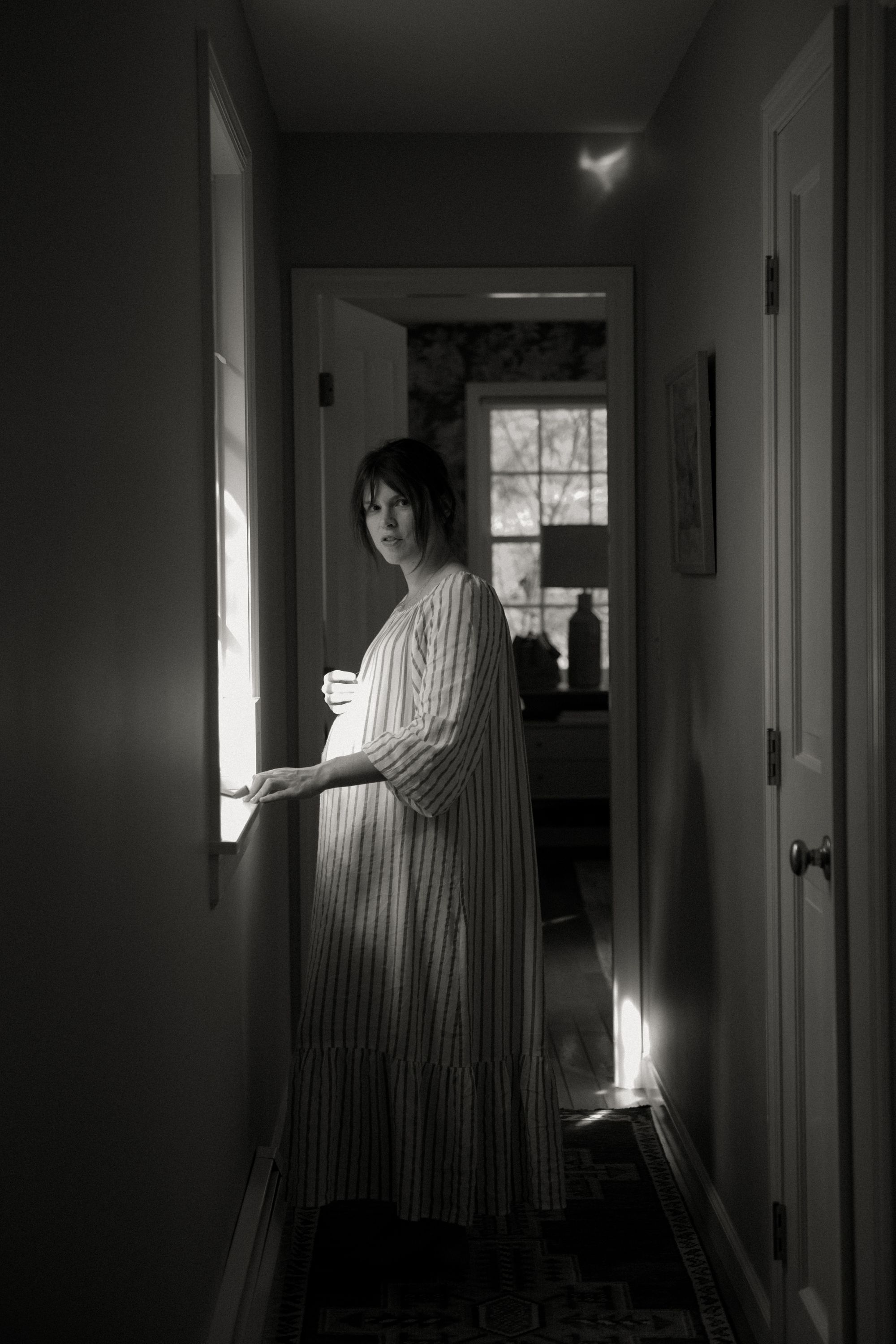 016_015_15LM_slideshow_0064LydiaPregnant7_2020SLS_5790 copy 2.jpg