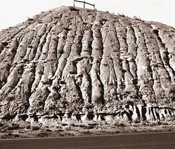 1991, gelatin silver print, image: 3 x 3 3/4", paper: 5 x 7", edition open Road To Chimayo