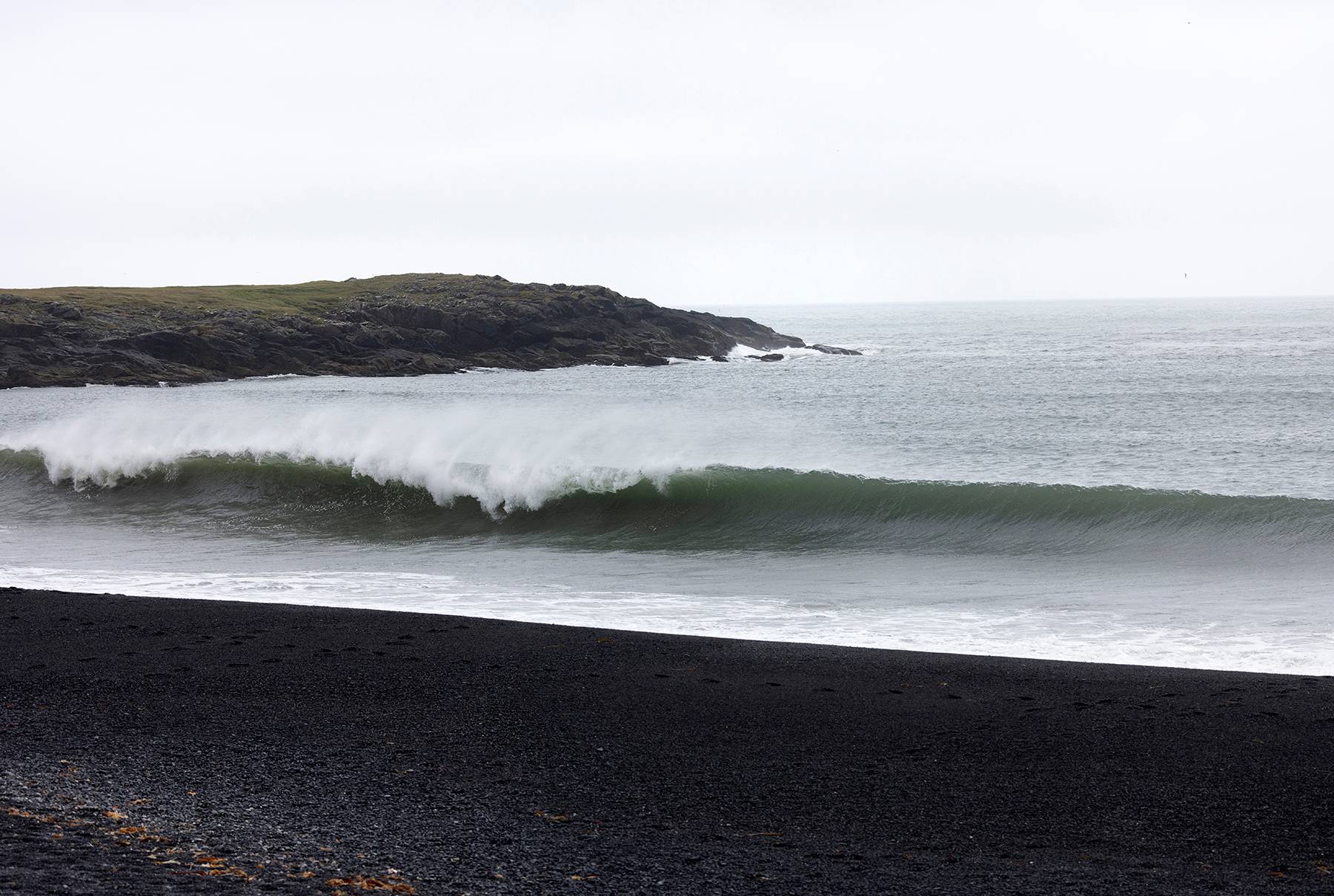 Black Sand White Crest