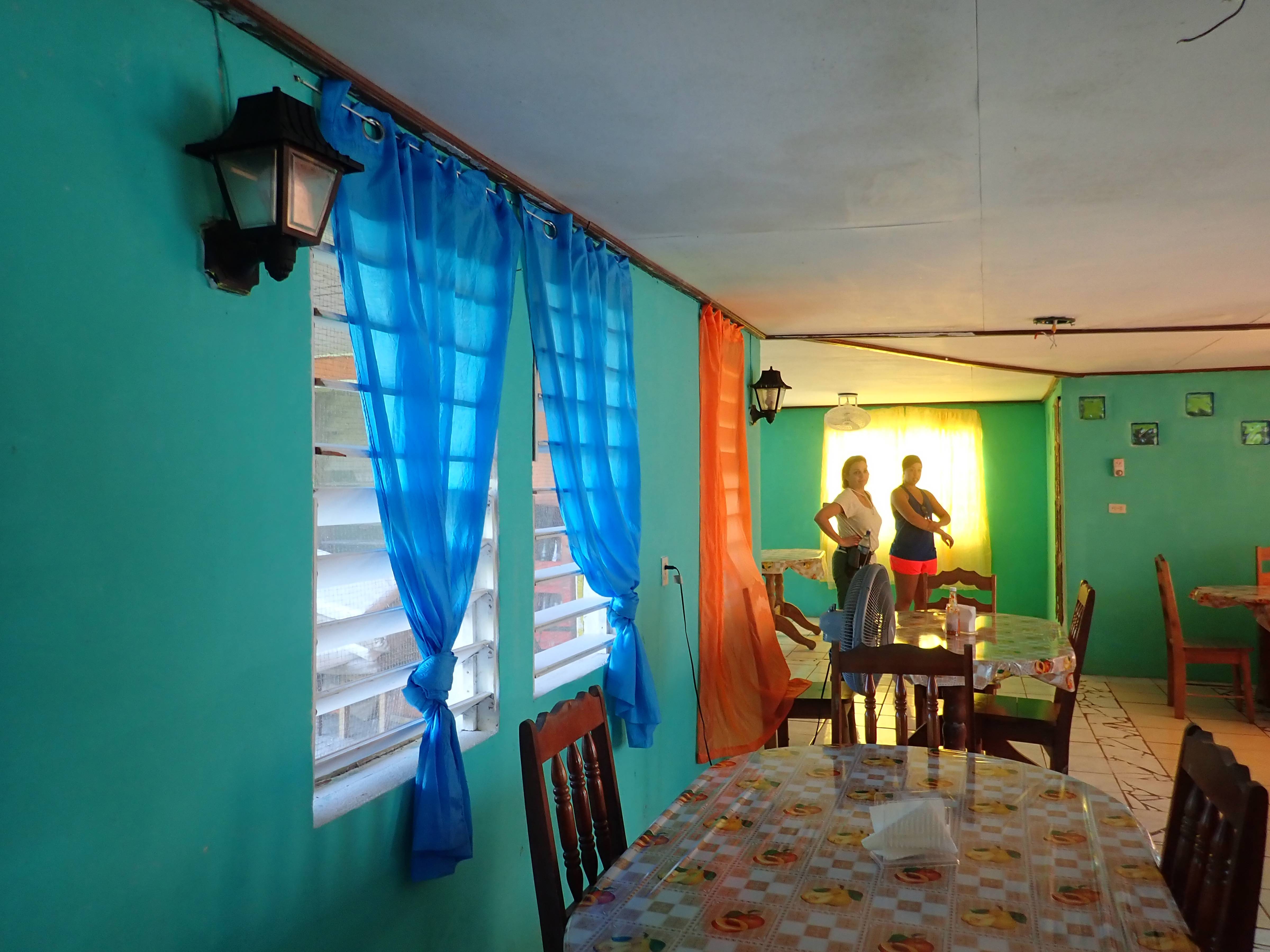 Jungle Cafe, Belize