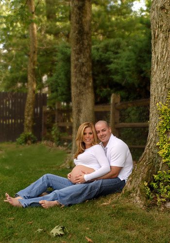 1maternity_photo_outside.jpg