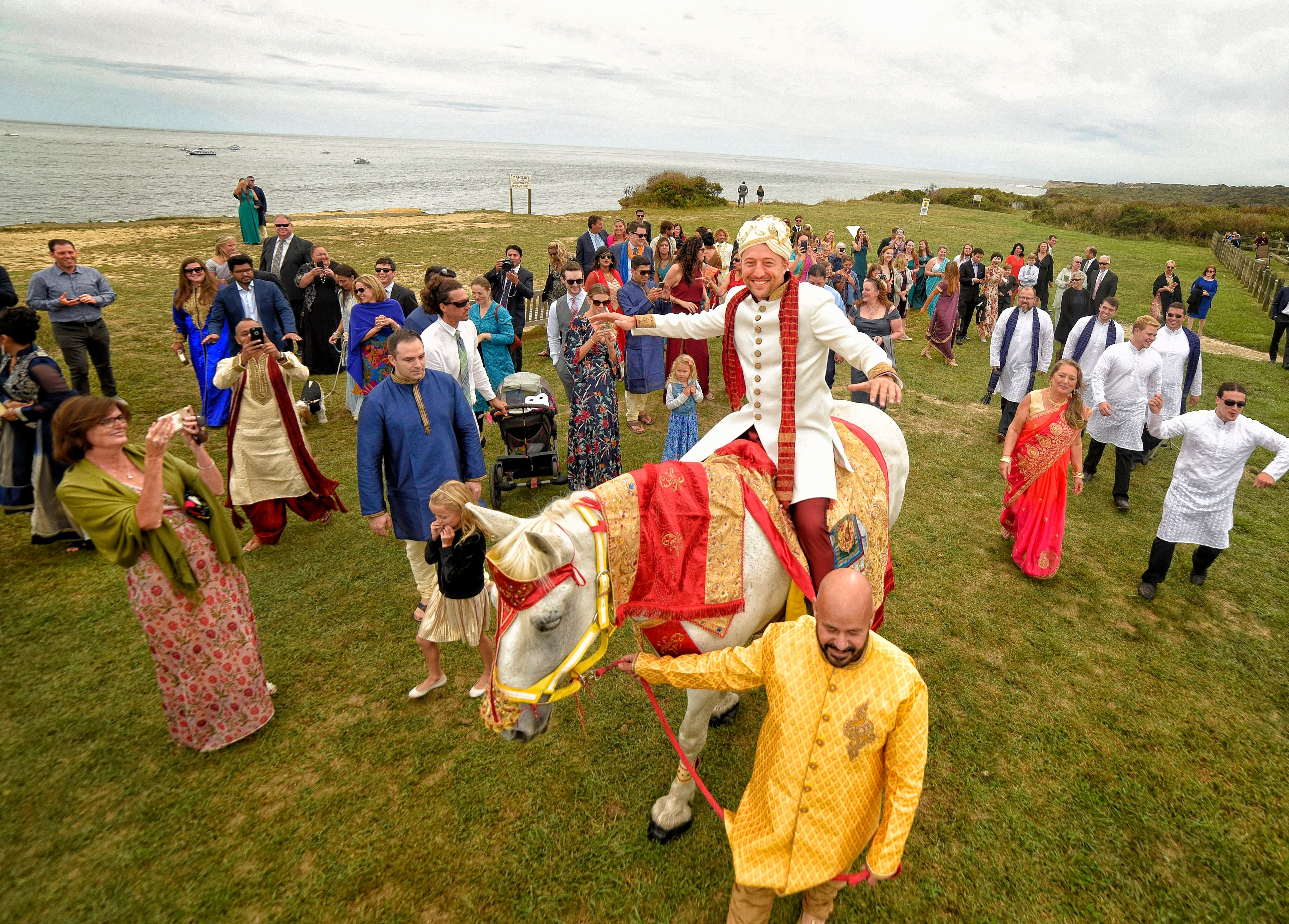 Gorgeous Baraat By The Sea