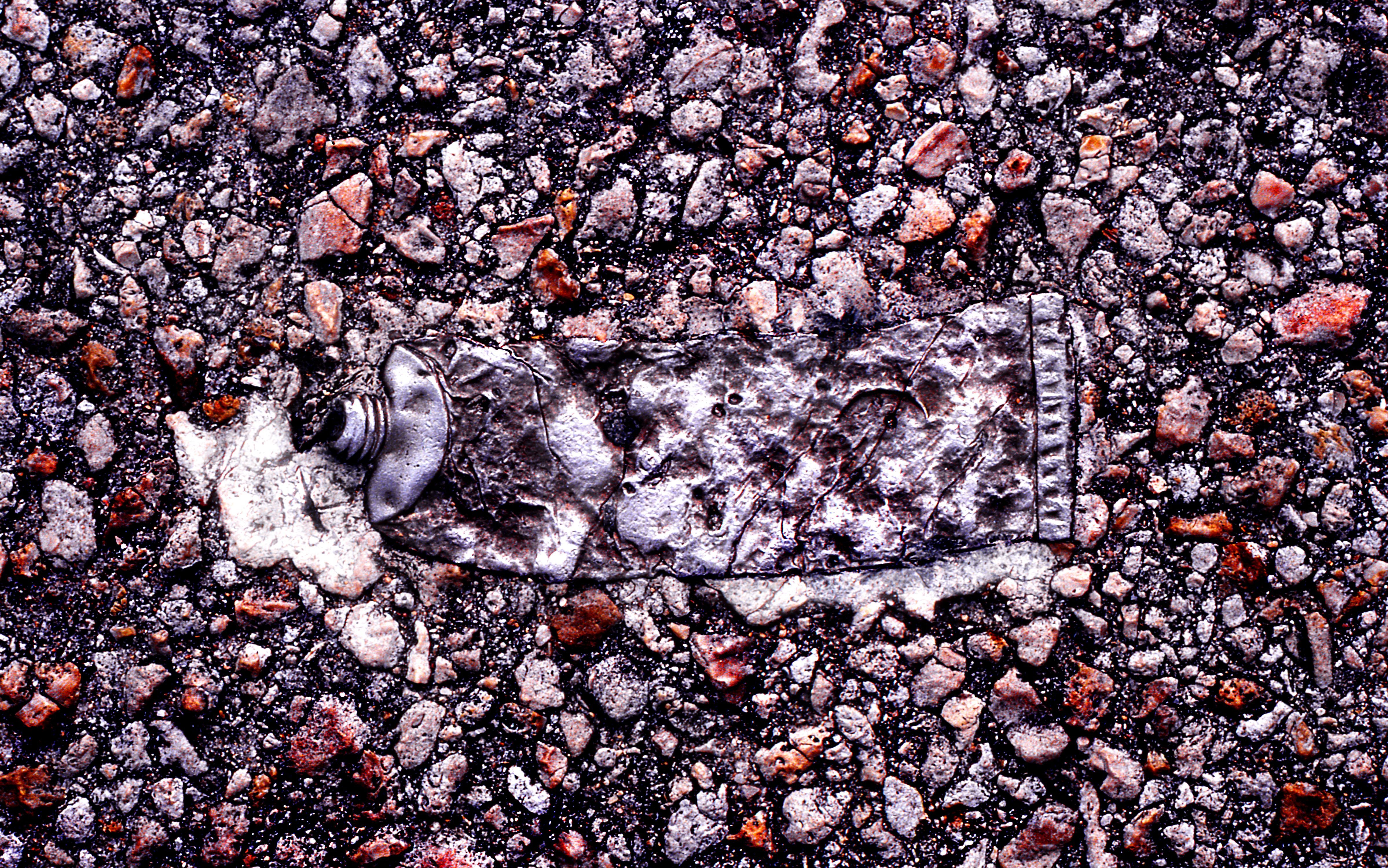 img345_Asphalt Tube_F.jpg