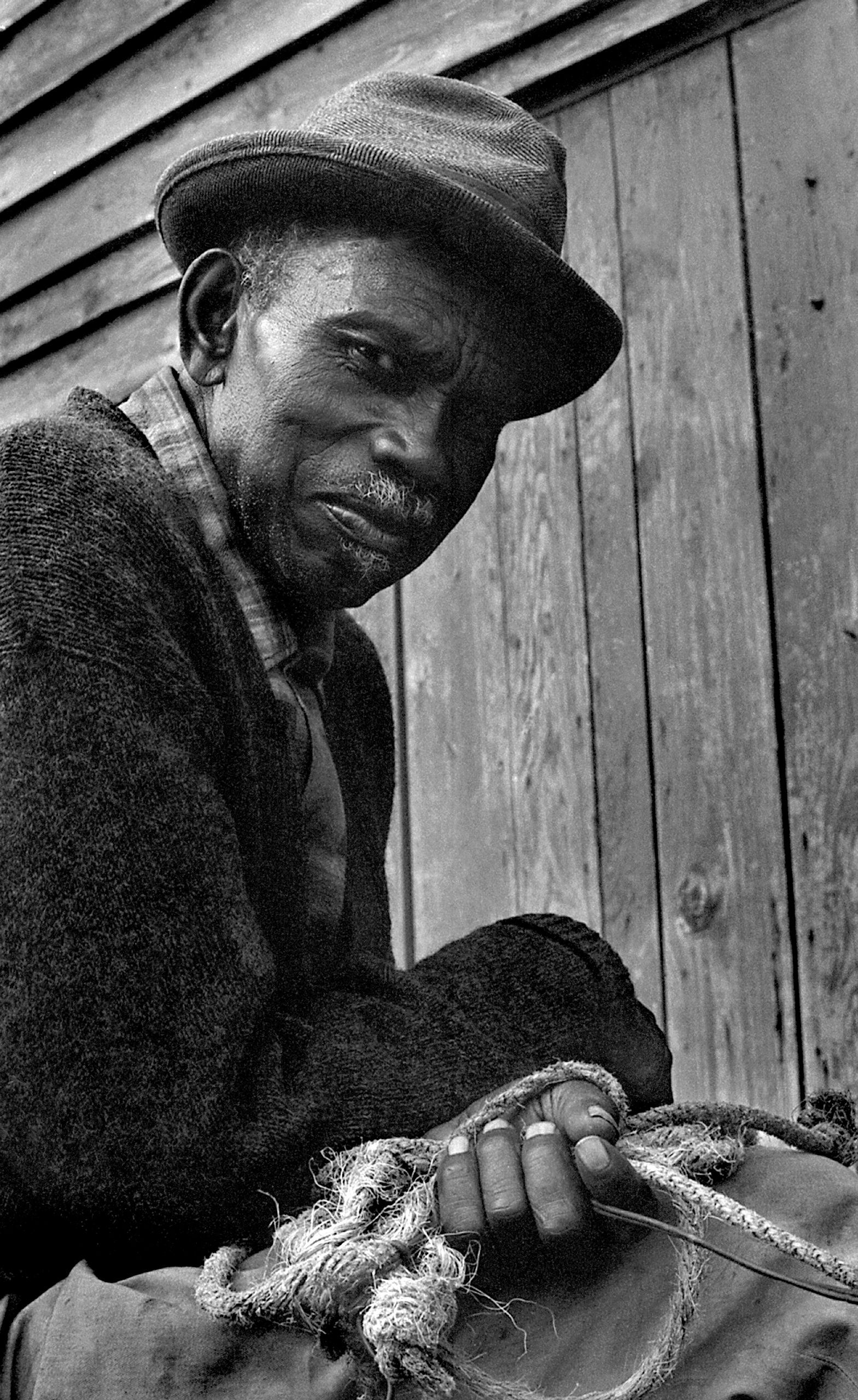 img070_AC Riley on wagon_Senns Mill_W.jpg