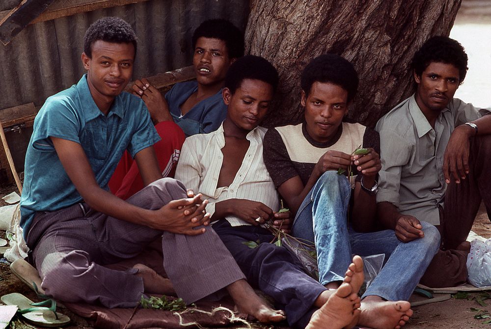 ED_img534_Chewing Khat_Dire Dawa_Ethiopia.jpg