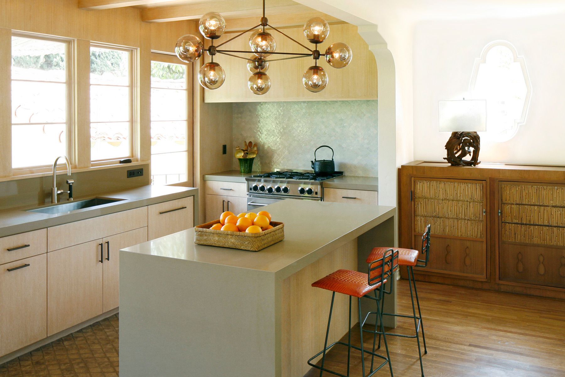 Griffith Park Blvd. Kitchen