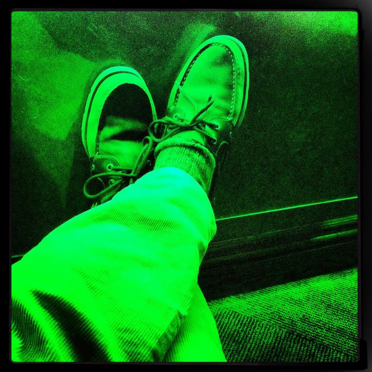 1green_shoes.jpg
