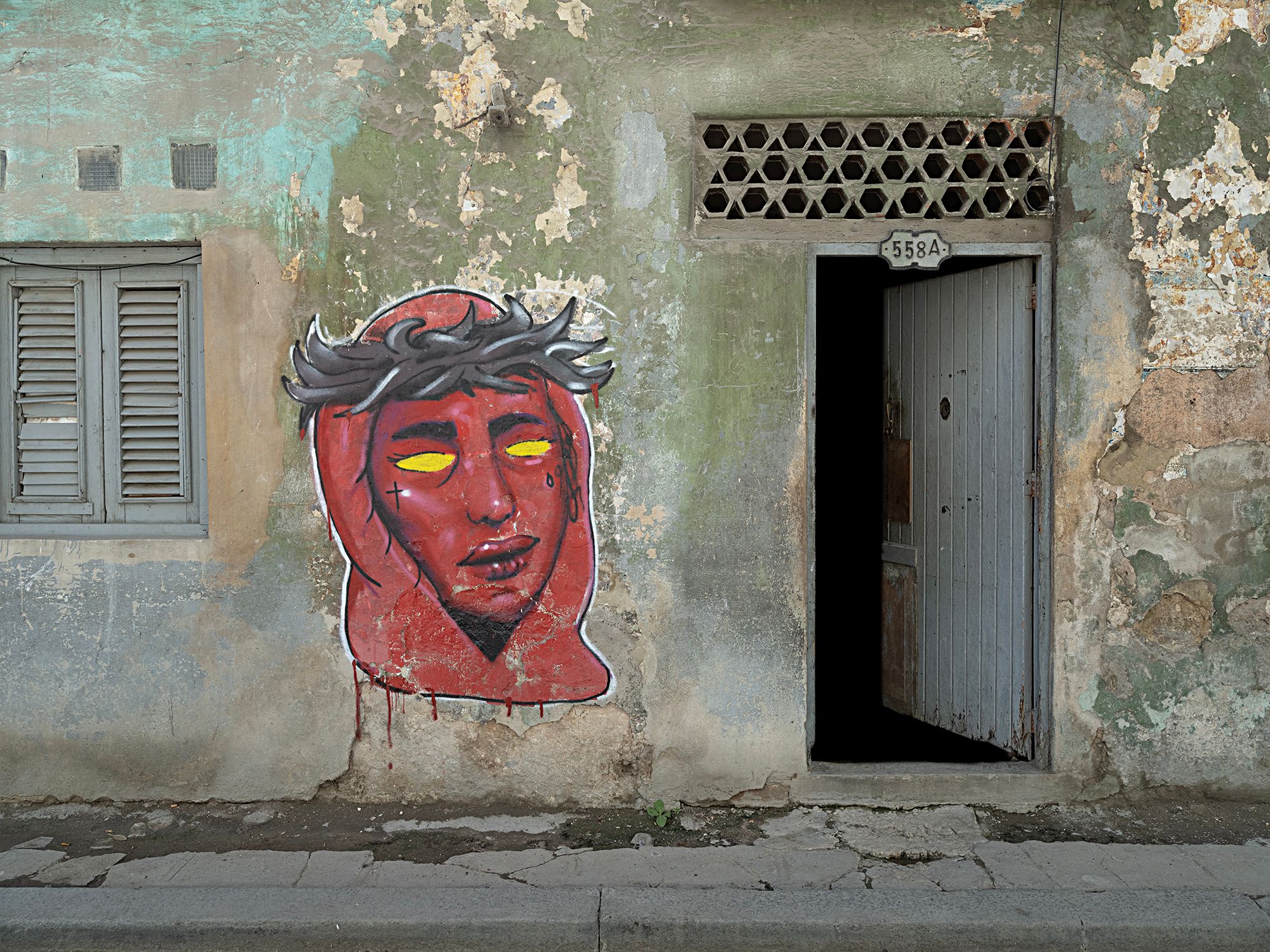 _DSF6066 Red Jesus Mural copy 2.jpg