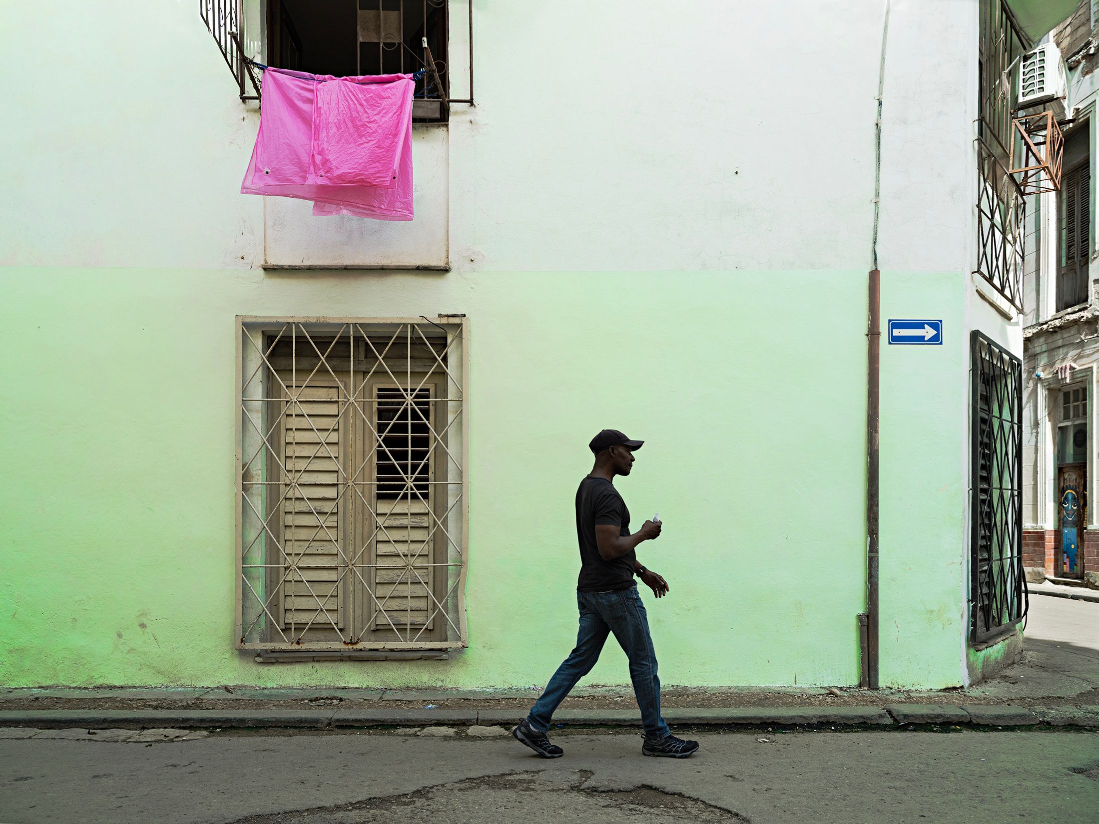 _DSF2374 Walking man B copy 2.jpg