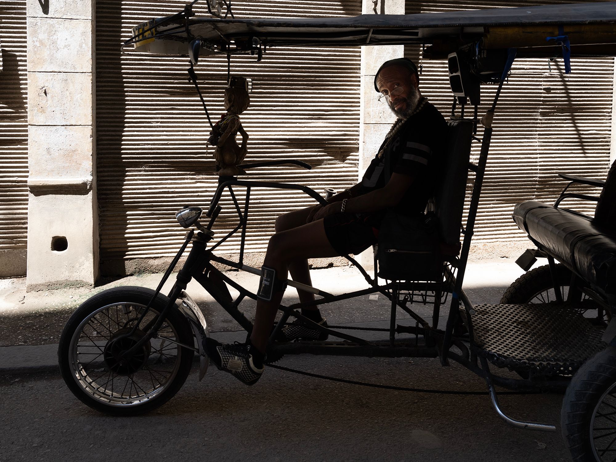 _DSF0801 Pedicab Africano copy 2.jpg