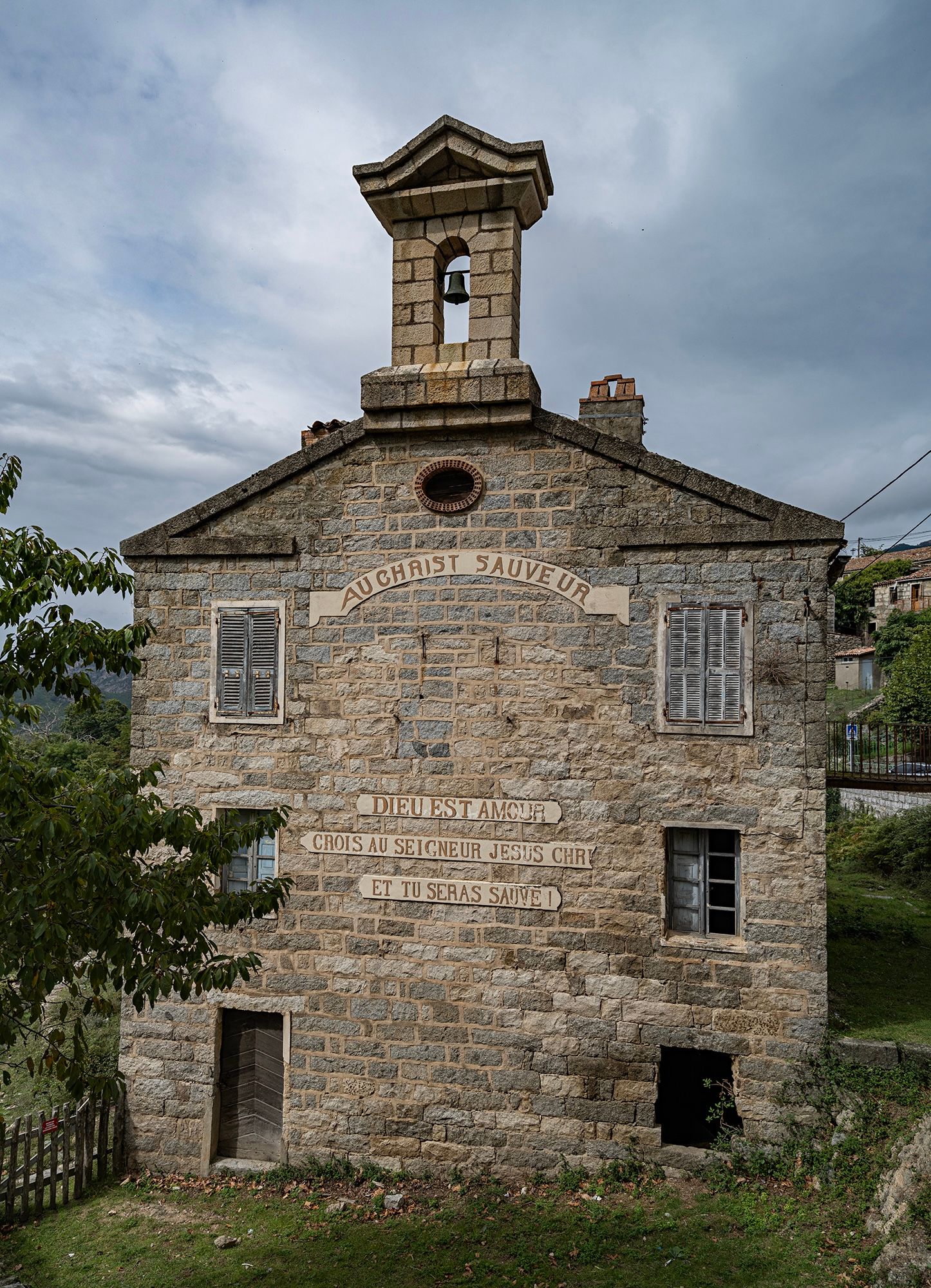 _DSF4704 Church Au C Sauveur copy 2.jpg