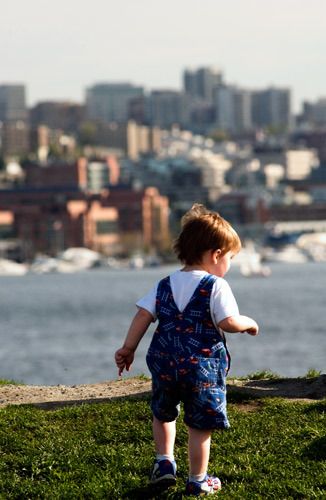 BOY & DOWNTOWN SEATTLE