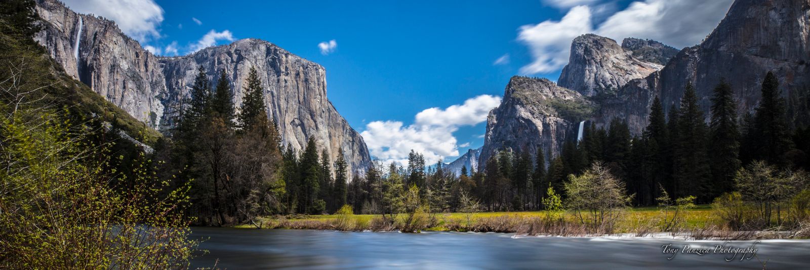 One of the most beautiful scenes you will ever have the privilege to witness. Yosemite from the Valley View turn out