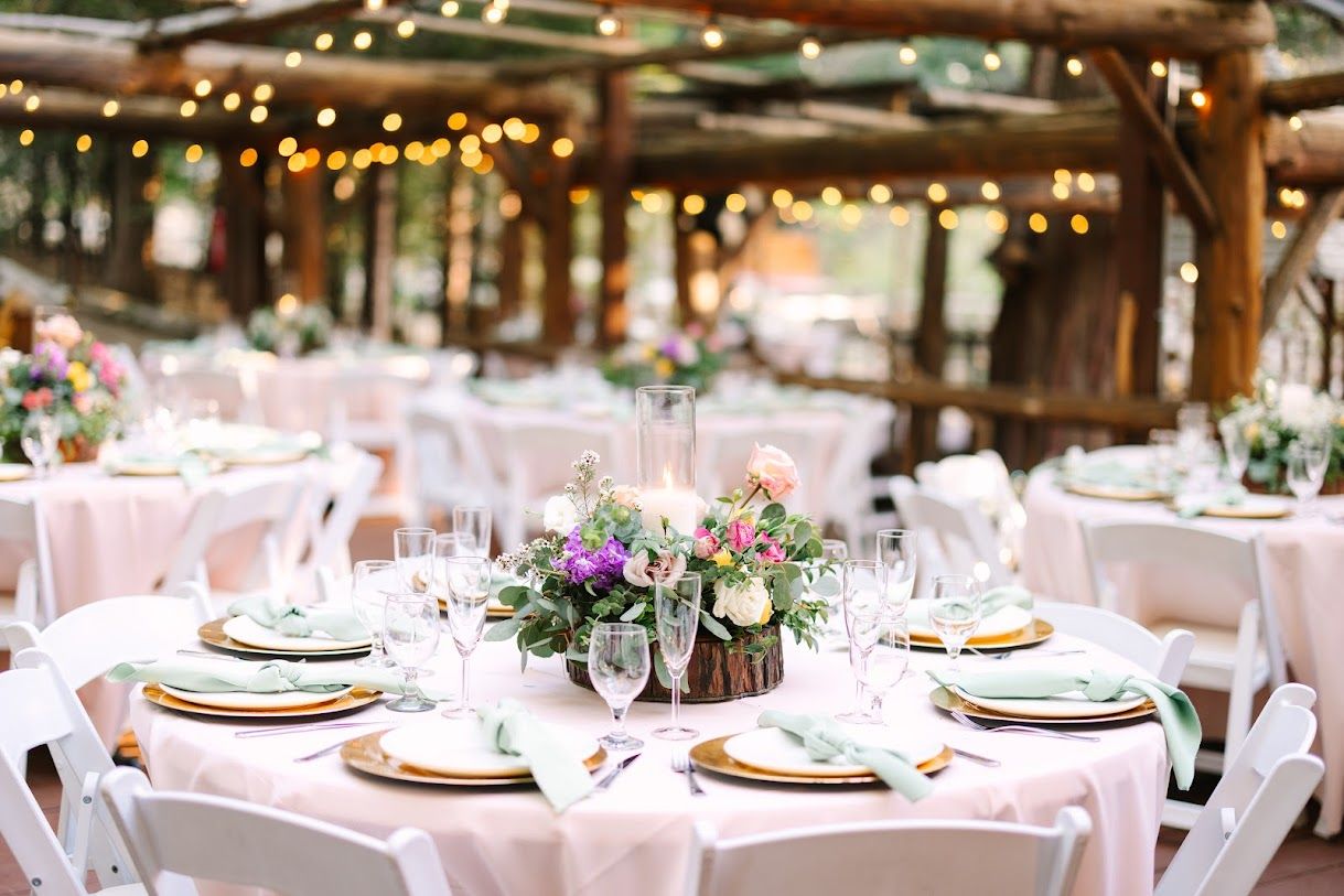 Pink Round Table Setting