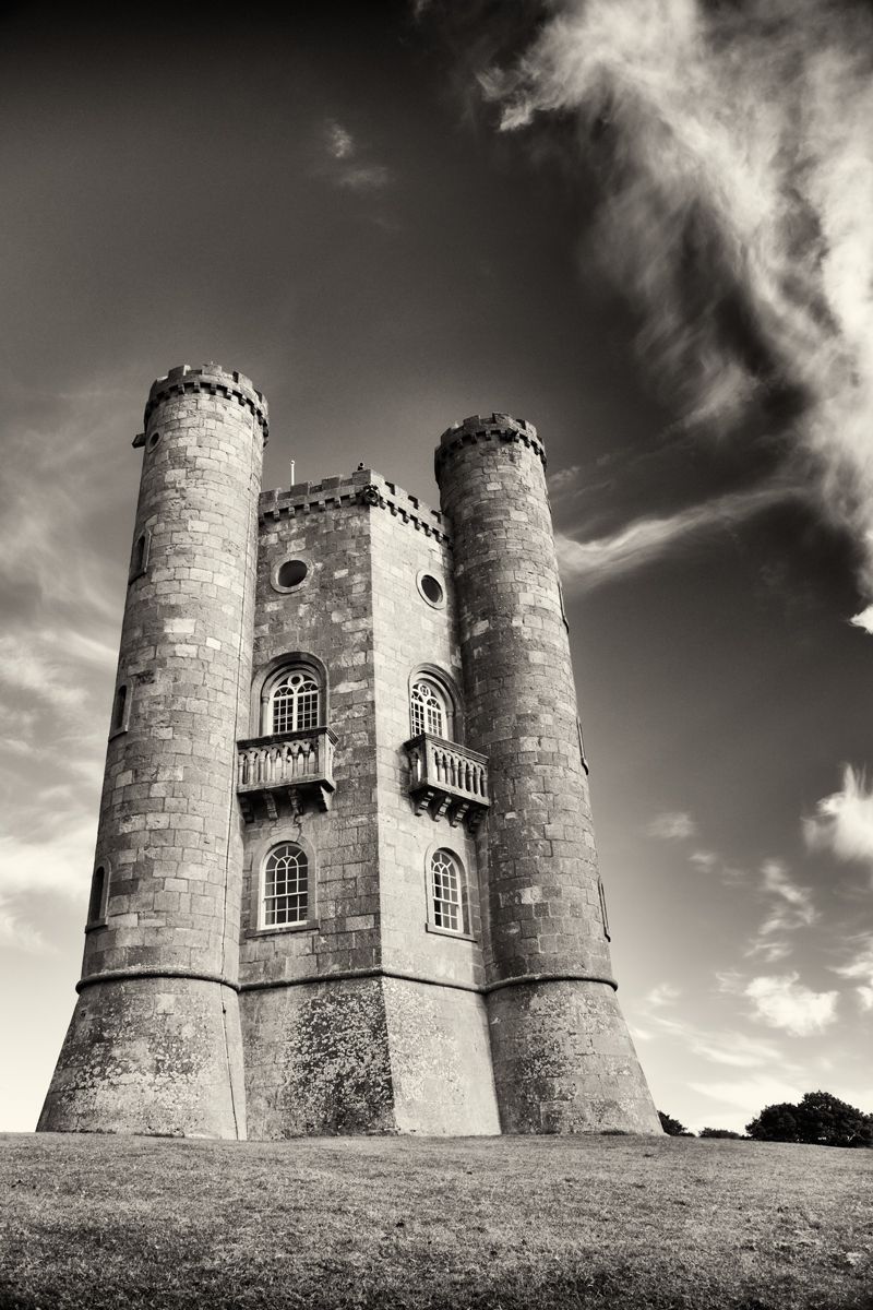 1broadway_tower_2.jpg
