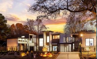 06-atlanta-modern-luxury-estate-estate-exterior-at-sunset.jpg