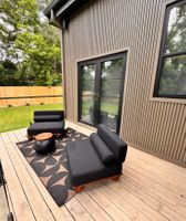 36-atlanta-modern-luxury-estate-terrace-lounge-chairs.jpg