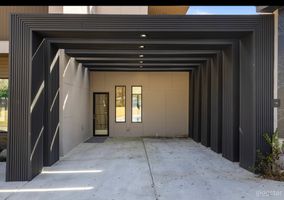 29-atlanta-modern-luxury-estate-covered-entry-parking.jpg