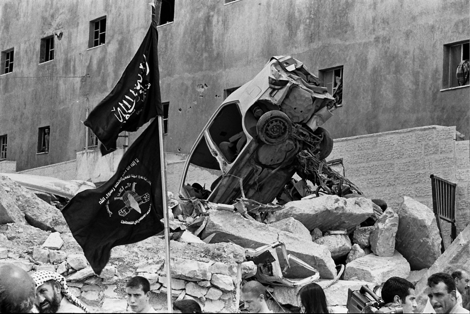 1arafat_s_destroyed_compound
