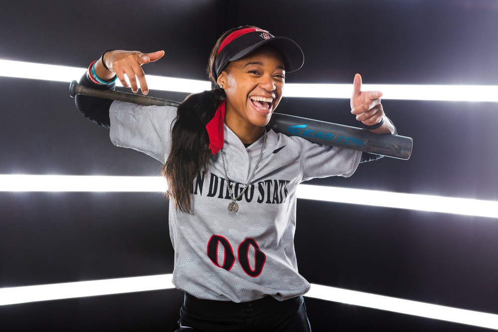 college softball portrait Athlete Portrrait