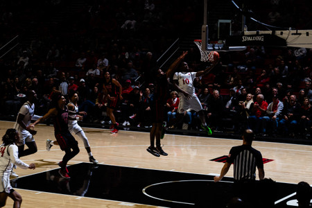 mbb_sdsu_v_unlv_dtuskan_01304.jpg