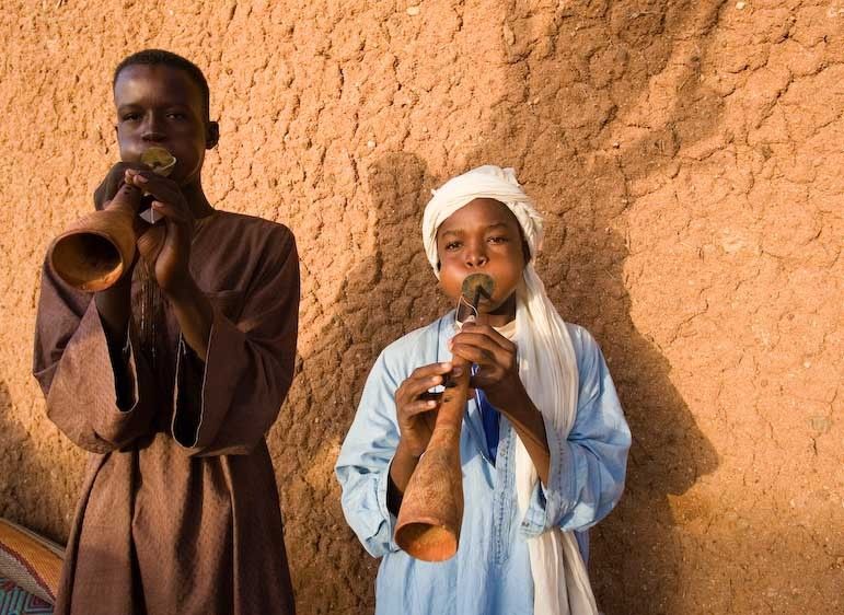 1Niger_music_boys