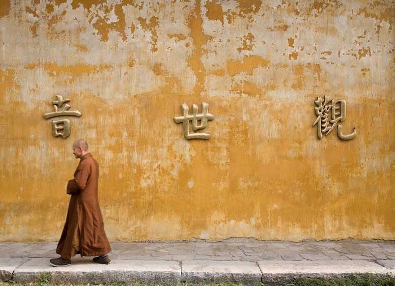 1China_buddist_monk