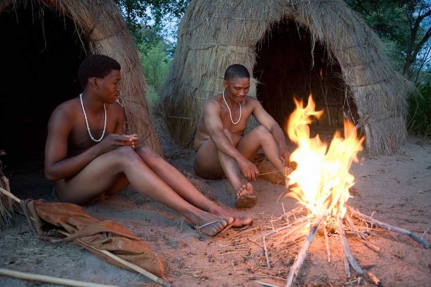 1Botswana_san_people_fire
