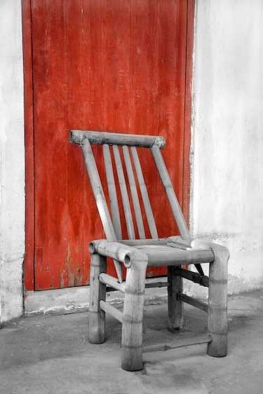 1China_Shanghai_red_chair_