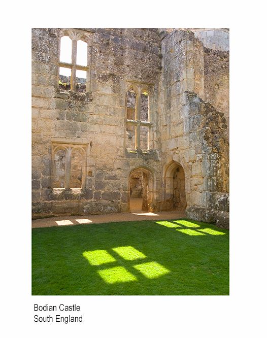 zzzzland bodiam castle .jpg