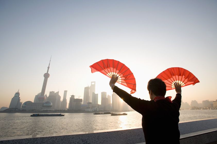 1China_Shanghai_morning_lady