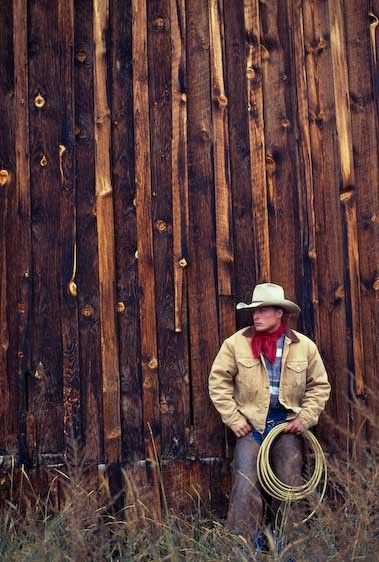 1canada_cowboy_with_rope
