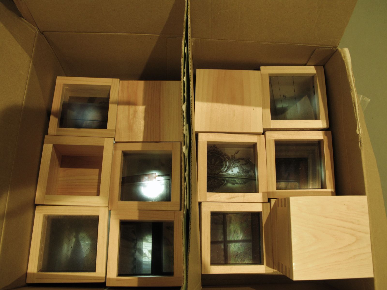 LifeboxJapanese Cypress masu boxes, cardboard, lightbox. Variable dimensions.