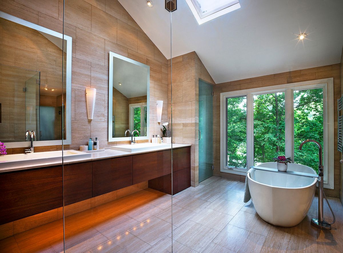 LB_BATHROOM_FROM INDSIDE_SHOWER_069_CORRECTED_B.jpg