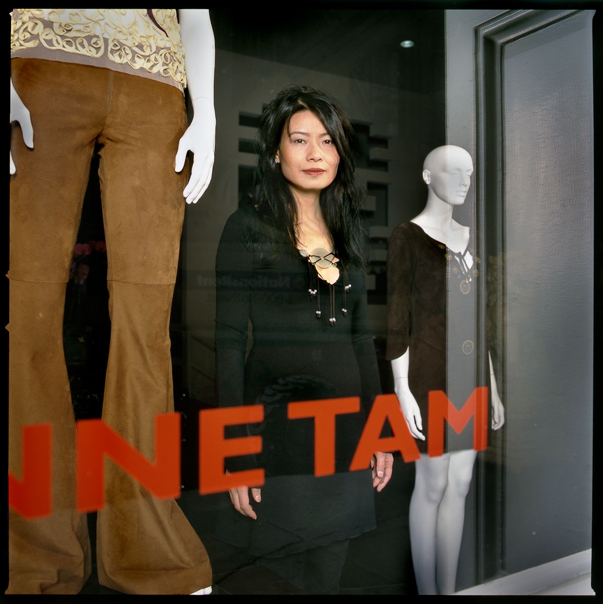 VIVIENMNE TAM