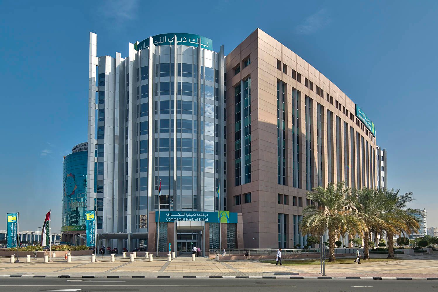 Dubai Bank Photography