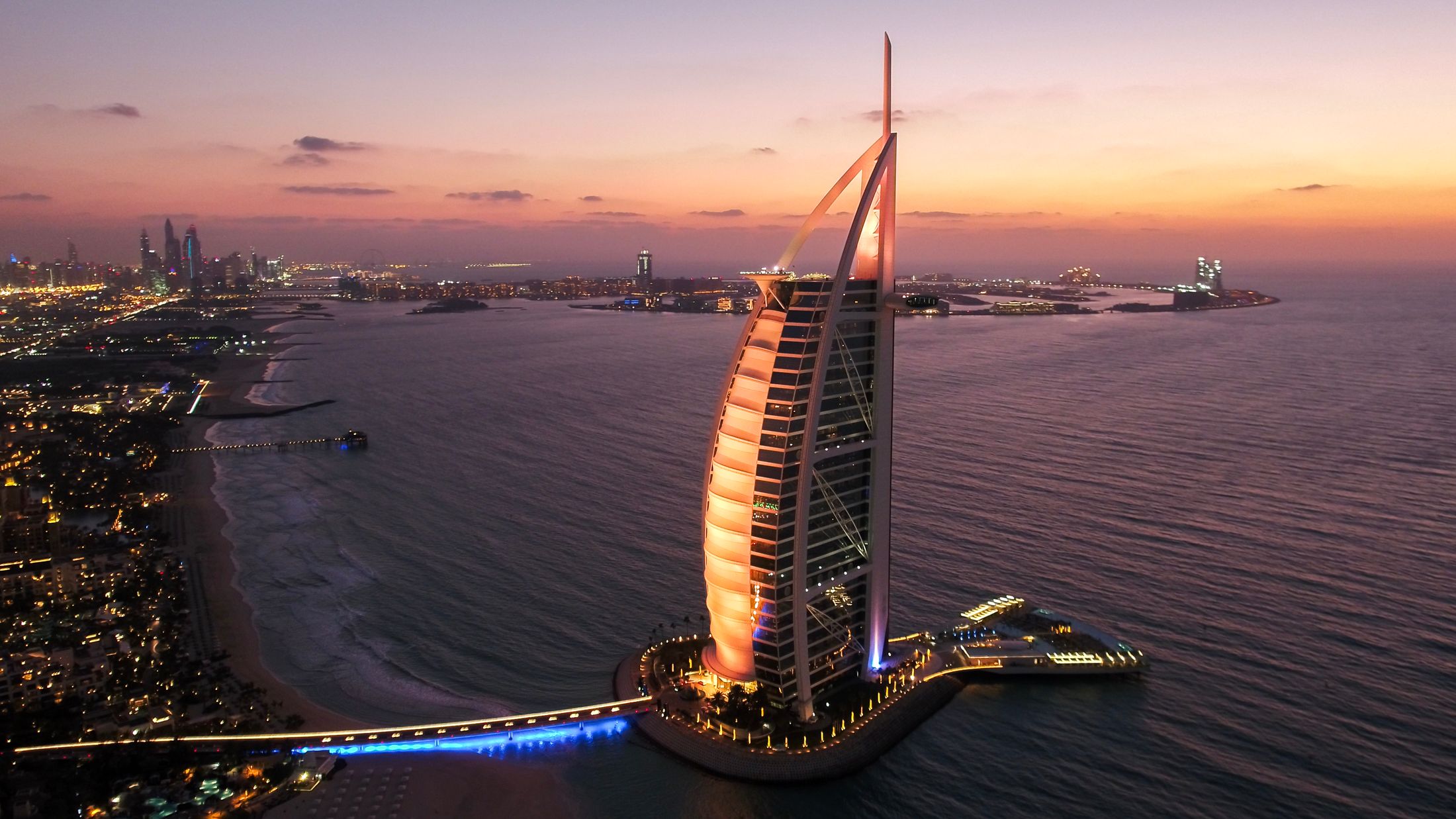 005_STILLS 18_00092167.jpg