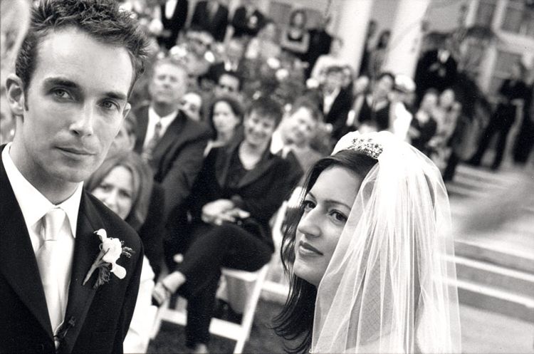 todd and stepanie's Los Angeles wedding photo at the Wishire Ebell photo Issa Sharp