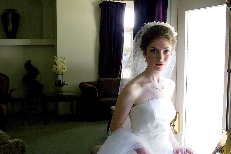 vivian the bride gets ready at a southern california wedding location photo by Issa Sharp