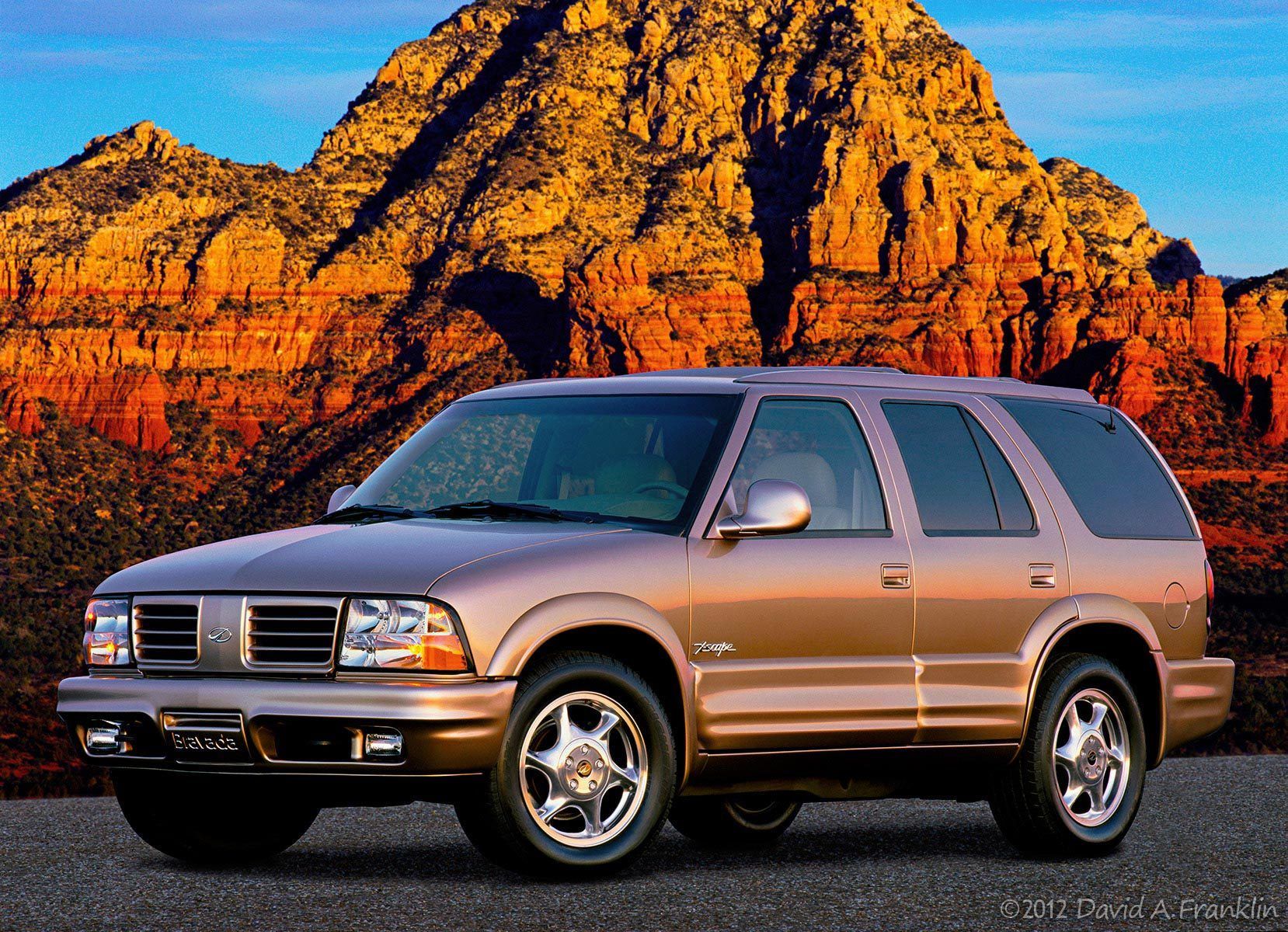 Бравада. Олдсмобиль бравада. Oldsmobile Bravada 2004. Oldsmobile Bravada 1998-2004. Шевроле Олдсмобиль бравада.