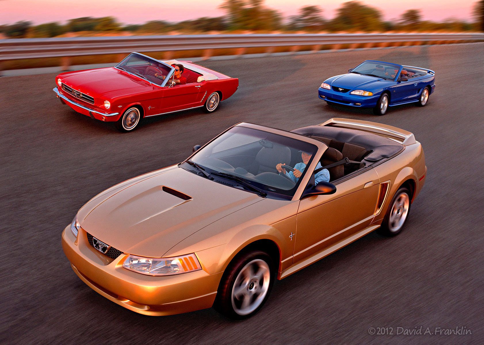 Ford_3Mustangs_3Generations_Action_Track