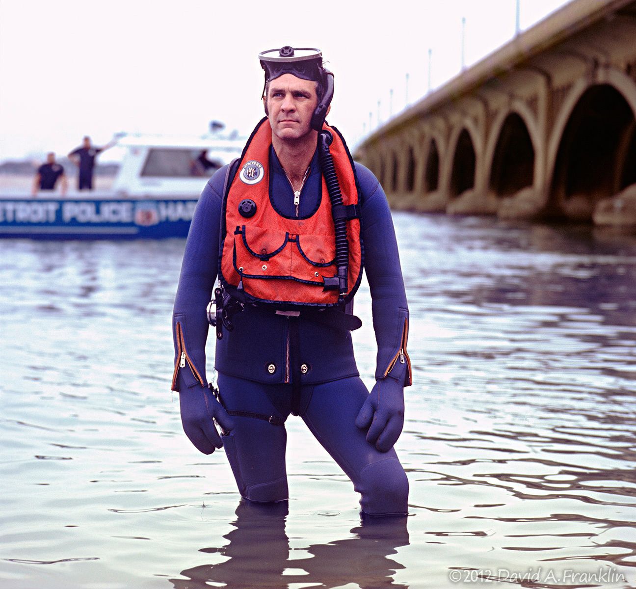 DetroitPoliceOfficerRichardFortin_HarbormasterUnit_UnderwaterBodyRecoveryDiver_DetroitRiver_MagazineCover