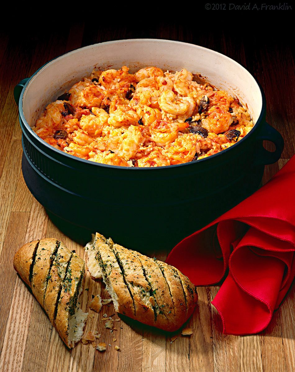 ShrimpCasserole_Bread&RedNapkin_OnWoodSlatTable_Editorial
