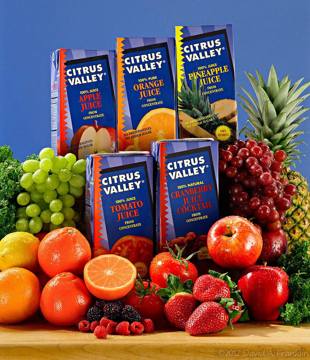 5JuiceBoxProducts_MultipleFruitGarnish_CitrusValley_Advertising